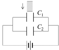 如图所示，将两个完全相同的平行板电容器和并联后，与电源相连。 若将一均匀且各向同性的电介质板插满电容