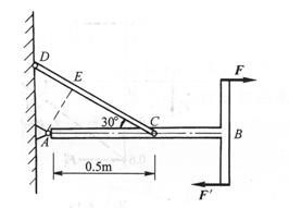 不计重量的水平杆AB，受到固定铰支座A和连杆DC的约束，如图4-13a所示。在杆AB的B端有一力偶作